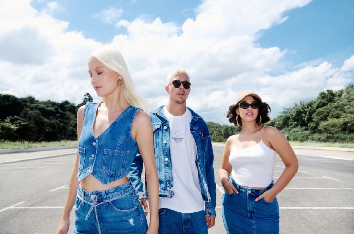 Primeira coleção de moda circular da Riachuelo.