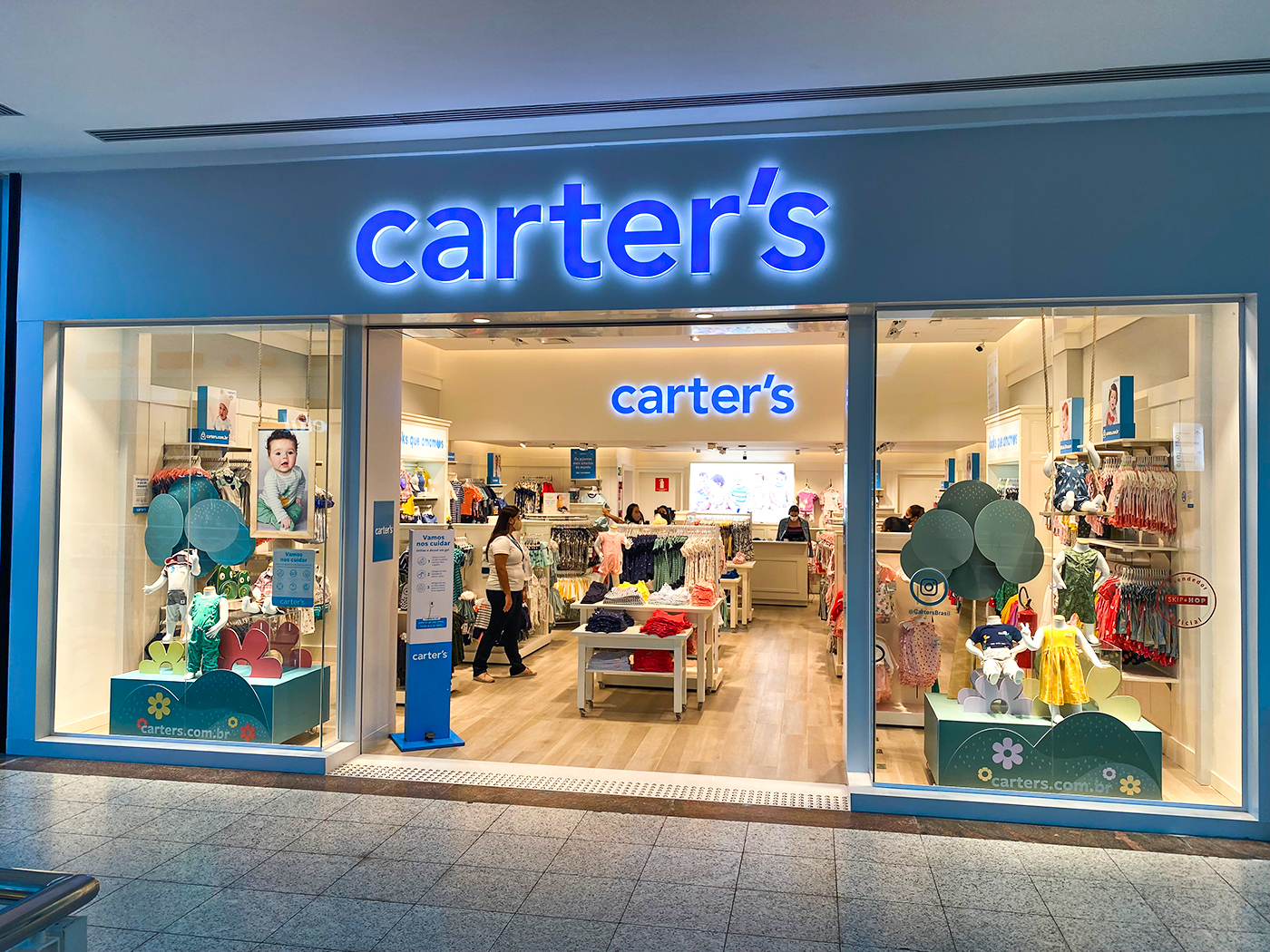 Vitrine de uma das lojas Carters.