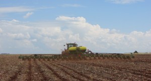 Imagem de Semeadura do Modelo de Produção da SLC Agrícola.